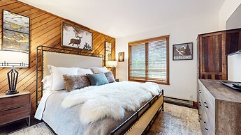 Snowcreek Ii #220 3 Bedroom Condo