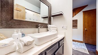 Snowcreek Ii #220 3 Bedroom Condo