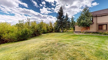 Snowcreek Ii #220 3 Bedroom Condo