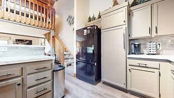 Snowcreek Ii #220 3 Bedroom Condo