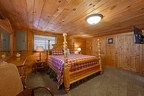 Ski Bear Chalet 3 Bedroom Cabin