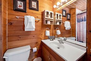 Ski Bear Chalet 3 Bedroom Cabin