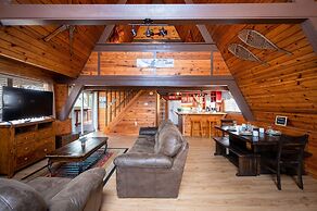 Ski Bear Chalet 3 Bedroom Cabin