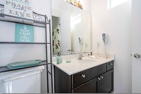 Spacious 6-bedroom Retreat Near Disney Parks