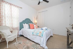 Spacious 6-bedroom Retreat Near Disney Parks