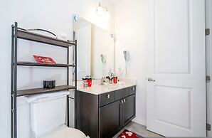 Spacious 6-bedroom Retreat Near Disney Parks