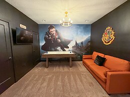 Upstay - Modern Family Townhouse w Private Pool