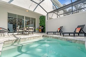 Upstay - Modern Family Townhouse w Private Pool