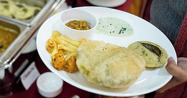 UTSAV HOTEL & BANQUET