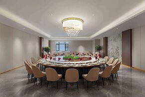 Ramada Plaza by Wyndham Ezhou Binjiang