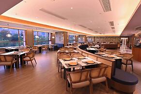 Wingate By Wyndham Libo Center