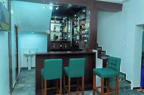 Oak Up Ultimate Place