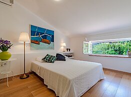 Stone House Anfitrite