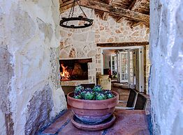 Stone House Anfitrite