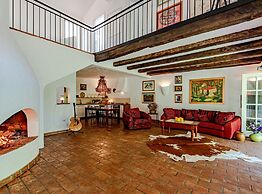 Stone House Anfitrite