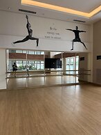 Taguig Grand Suite - Cozy Modern Apartment