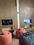 Taguig Grand Suite - Cozy Modern Apartment