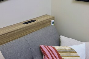 Taguig Grand Suite - Cozy Modern Apartment