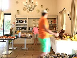 Holiday Flats With Golf, spa and Pool