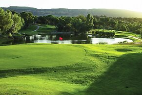 Holiday Flats With Golf, spa and Pool