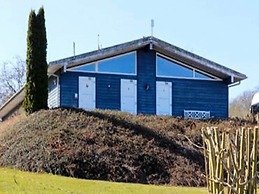 Welcoming Holiday Home With Terrace