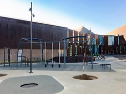 Welcoming Holiday Home With Terrace