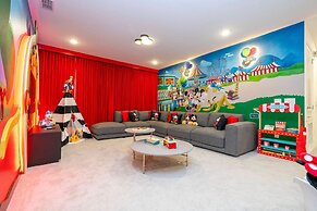 Brand NEW 12bedrooms 12bathroom At Paradiso Grande