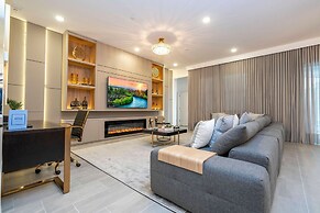 Brand NEW 12bedrooms 12bathroom At Paradiso Grande