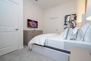 Brand NEW 12bedrooms 12bathroom At Paradiso Grande