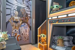 Brand NEW 12bedrooms 12bathroom At Paradiso Grande