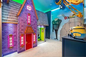 Brand NEW 12bedrooms 12bathroom At Paradiso Grande