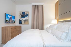 Brand NEW 12bedrooms 12bathroom At Paradiso Grande