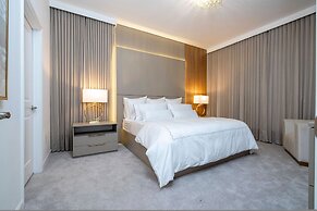 Brand NEW 12bedrooms 12bathroom At Paradiso Grande