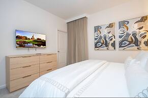 Brand NEW 12bedrooms 12bathroom At Paradiso Grande