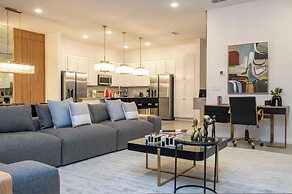 Brand NEW 12bedrooms 12bathroom At Paradiso Grande