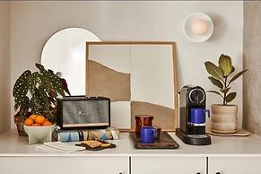 Archway Hotel & Residences