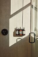 Archway Hotel & Residences