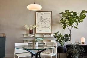 Archway Hotel & Residences