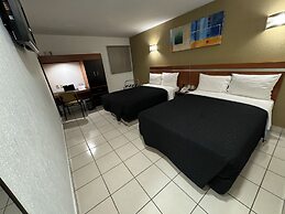 Hotel InterForum Express