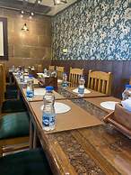 Hotel Golden Palm by Rattan's 1925