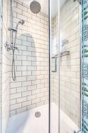 Stylish 2Bed 10 min to Centre Garden