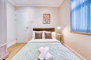 Stylish 2Bed 10 min to Centre Garden