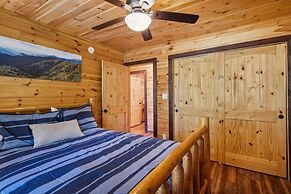 Private 15 Acres w Pond Hot Tub Game Room