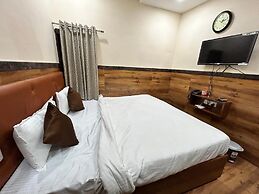 Amma Rooms and Dormitory