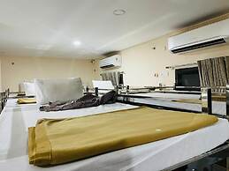 Amma Rooms and Dormitory