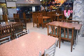 Deepak Hotel