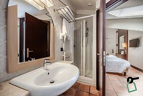 HOTIDAY Room Collection - Roma Cornelia