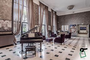 HOTIDAY Room Collection - Roma Cornelia