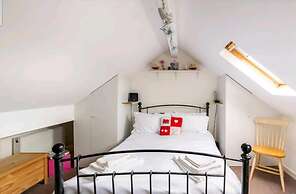 3 Bedroom - 1 Bathroom - Garden - Pet Friendly