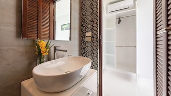 L'Esterel Villa - A Tropical Oasis